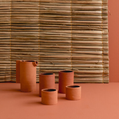 jarra vasos fondo